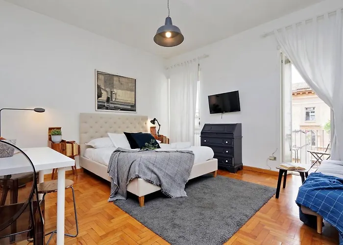 Studio Apartment
